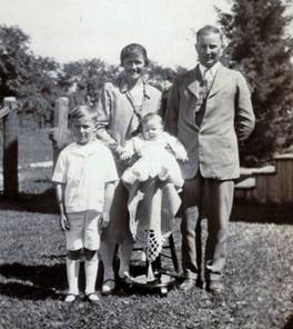Fred, Veronica, Harry and Walter Quanz - 1928