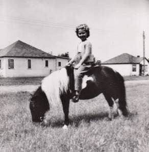 DG-039 - Karen who always wanted a horse.jpg