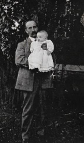 E-003 - Earnest and Baby Alfred IMG_7393(2)e