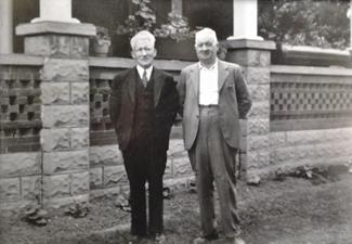 WAQ House, Stouffville - 1943 - 20130626_143747 (640x443).jpg